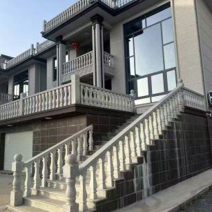 阳泉 芝麻白别墅阳台栏杆，楼梯栏杆