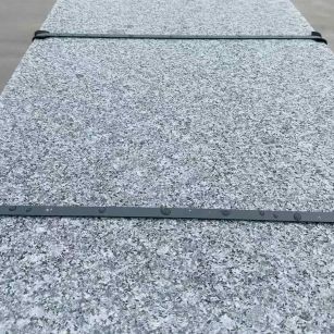 阳泉 芝麻黑火烧面毛板，条板，半成品
