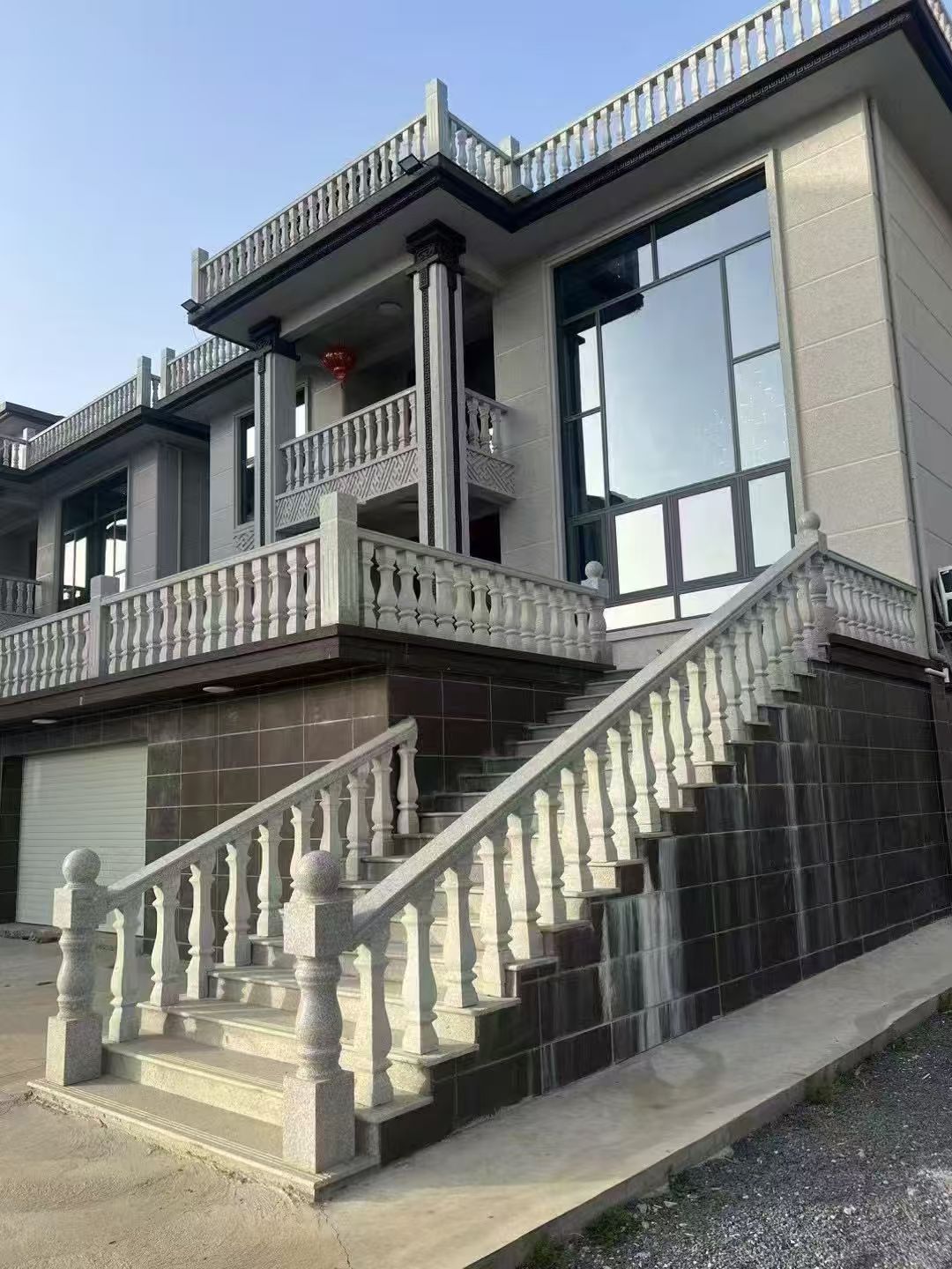 阳泉 芝麻白别墅阳台栏杆，楼梯栏杆