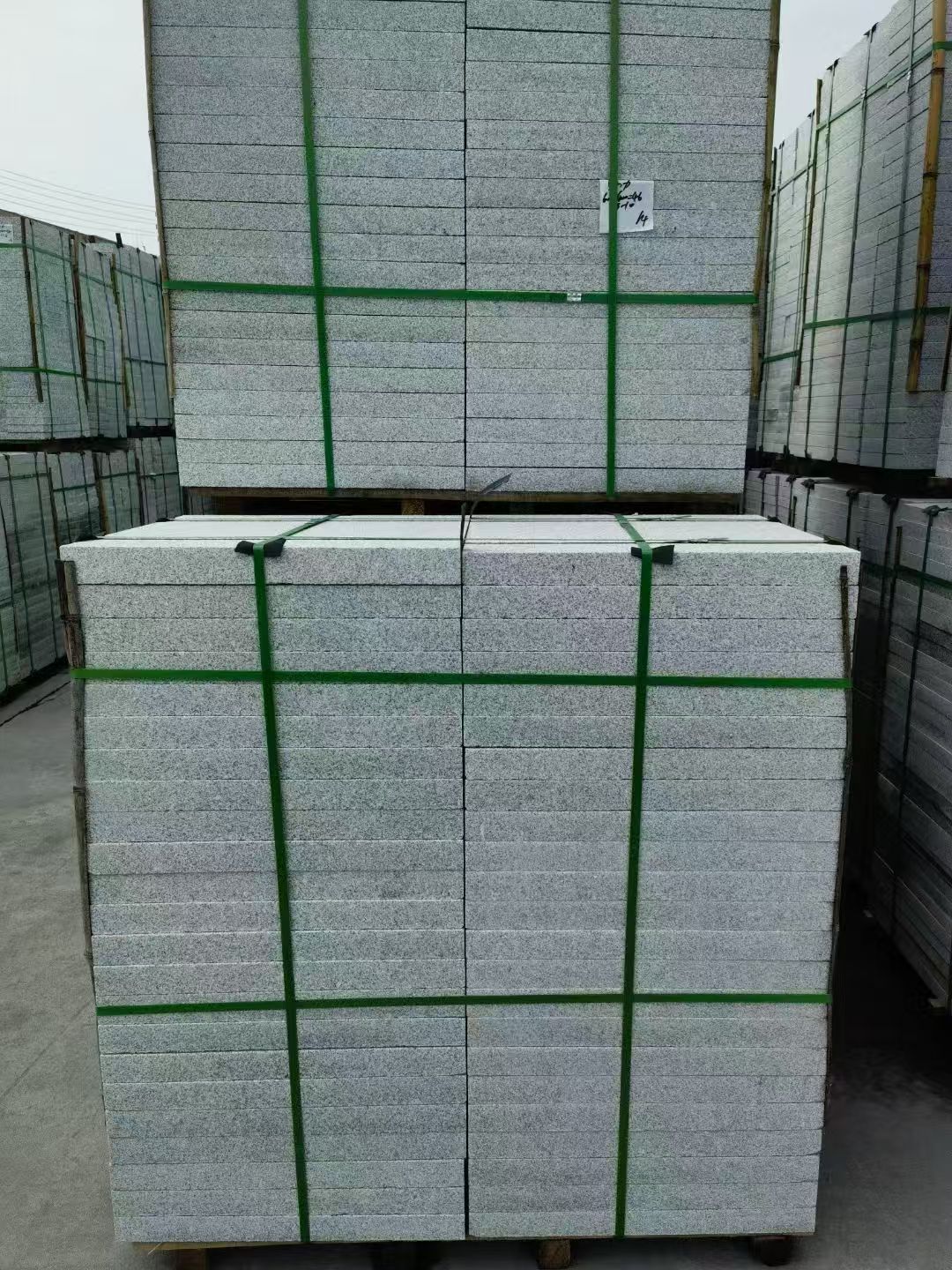 阳泉 火烧面地铺石，街道广场园林市政工程板，1.8~5.0厚均有现货