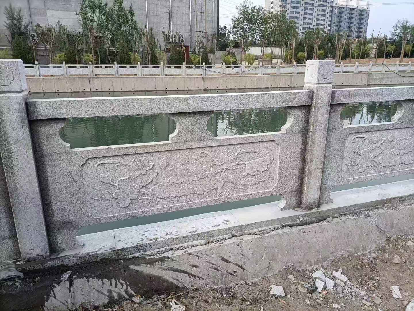 阳泉 芙蓉白大花桥梁、河道，石材栏杆、围栏、护栏