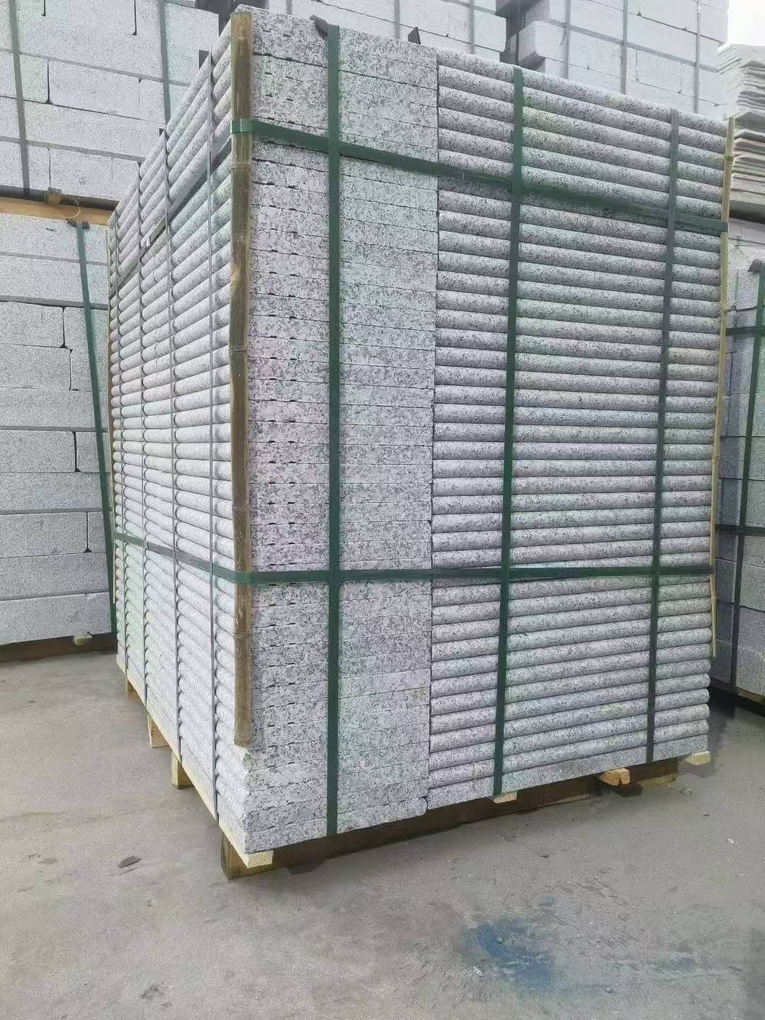 阳泉 芙蓉白3公分厚磨圆边、拉槽，楼梯踏步